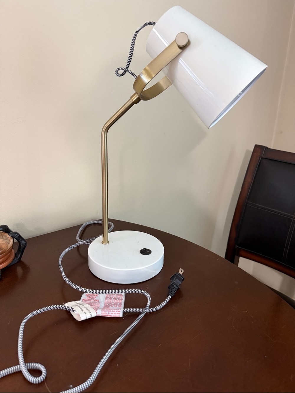 Desk lamp with usb charging outlet - new